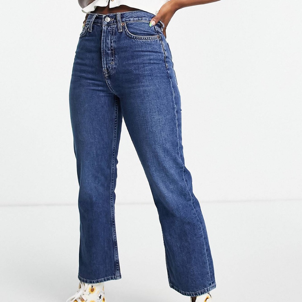 Topshop Dree Crop Kick Flare Jeans in Medium Blue